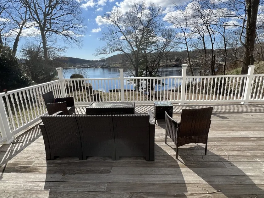 Thames River Retreat · CT College+Casinos+USCGA - Image 1