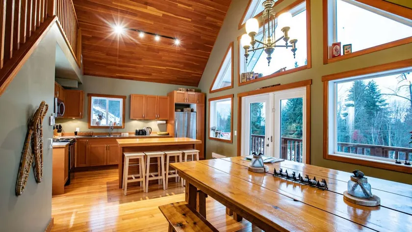 Stoke Cabin by Revelstoke Vacations - Image 1