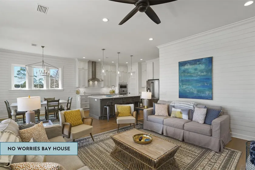 No Worries Bay House by Liquid Life - Image 1