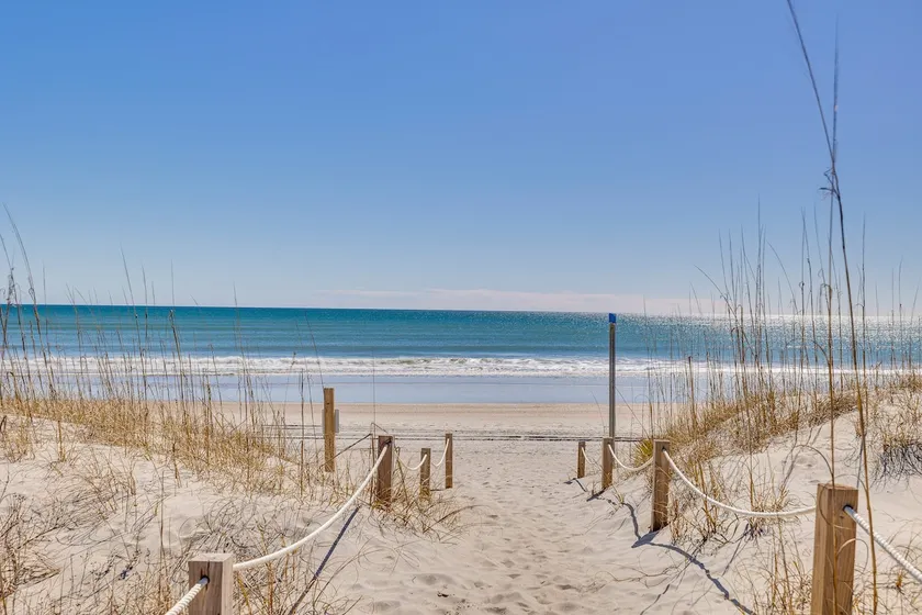 Ocean-view Apt in Emerald Isle - Walk to Beach - Image 1