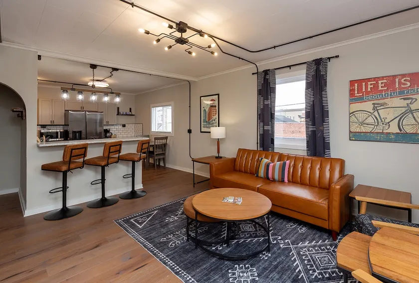 Downtown Valley Junction/Games/Cooking Kitchen - Image 1