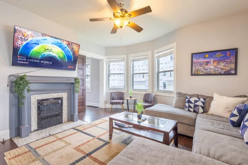 3BR Downtown Home w/King Bed, Porch, Firepit,Grill - Image 1