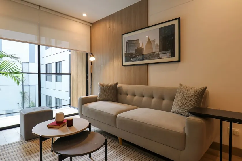 w* | Mesmerizing 2BR with Balcony in the Heart of Miraflores - Image 1