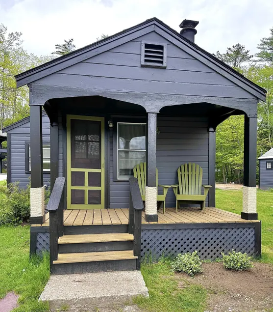 Cabin #4 ”The Birch” with Lake View - Image 1