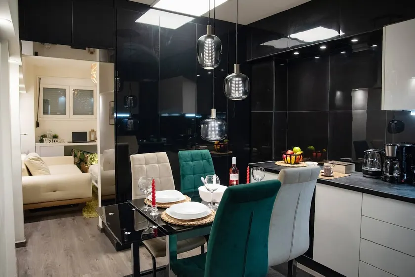 Athens centre Luxury Studio close to metro - Image 1