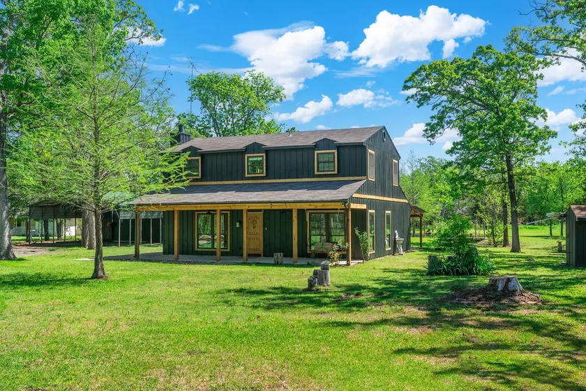 Tranquil Country Escape, 4 Bedrooms, Pond, Firepit - Image 1