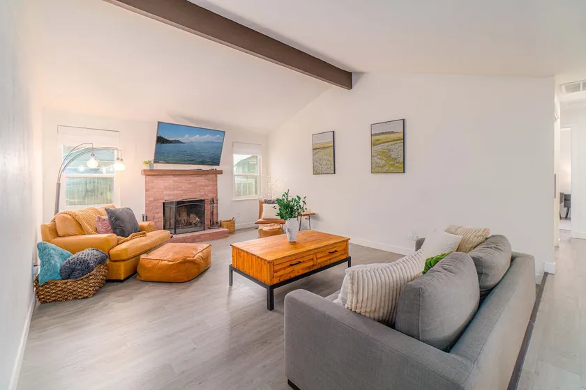 Cozy Family Haven in Sparks - Pet Friendly - Fenced Yard - Image 1