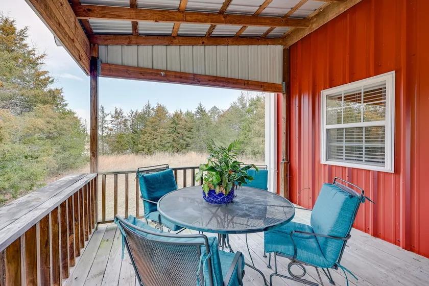 Pet-Friendly Dover Cottage w/ Deck + Mtn Views! - Image 1