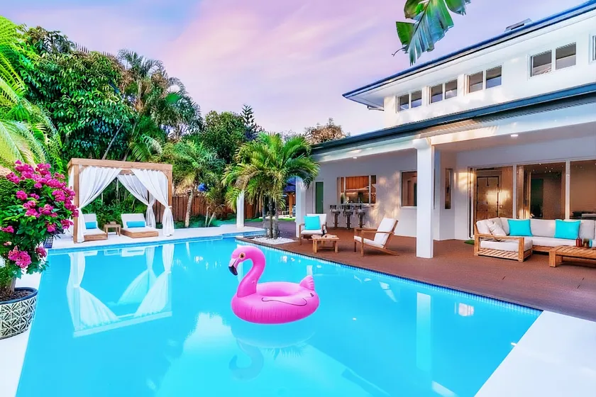 Miami Oasis: Luxury Spa + Private Helicopter - Image 1