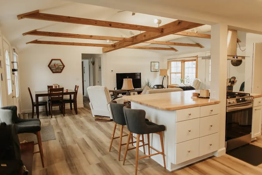 Charming IU Cottage: Near Campus, Sleeps 8! - Image 1