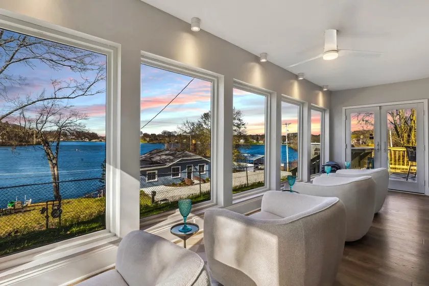 Hilltop Lakehouse | Views, Kayaks, Hot Tub, Pets - Image 1