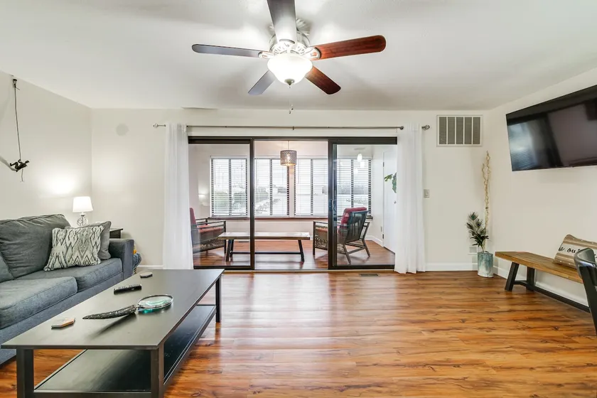 Lakefront Port Clinton Condo w/ Boat Dock & Slip! - Image 1