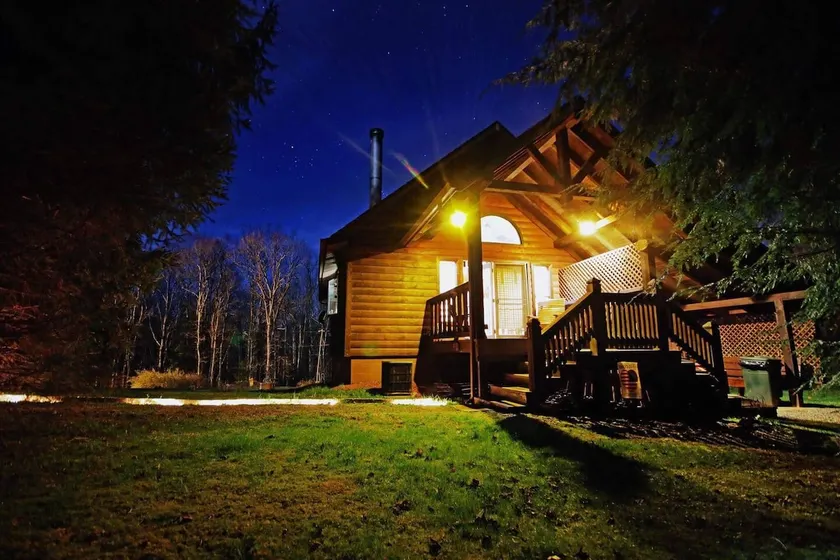 Cabin 1-Country Roads - Image 1