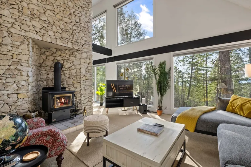 Big Horn Hideaway | Hot Tub | Fireplace | Backyard - Image 1