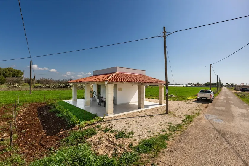 3771 Villino Cento Passi by Barbarhouse - Image 1