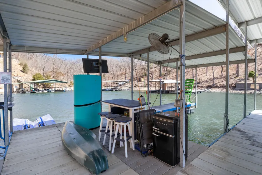 Spacious Home & Lake Access, Lake Views Throughout - Image 1