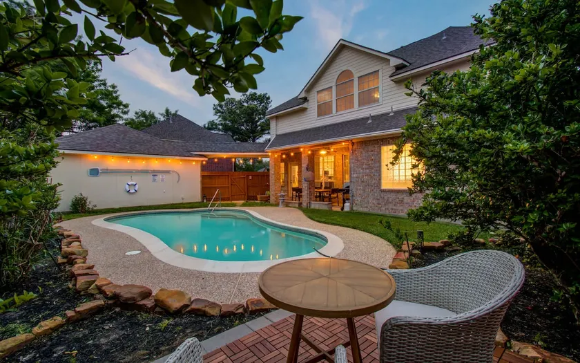 Big Texas Living - Spacious 5-BD with Pool - Image 1