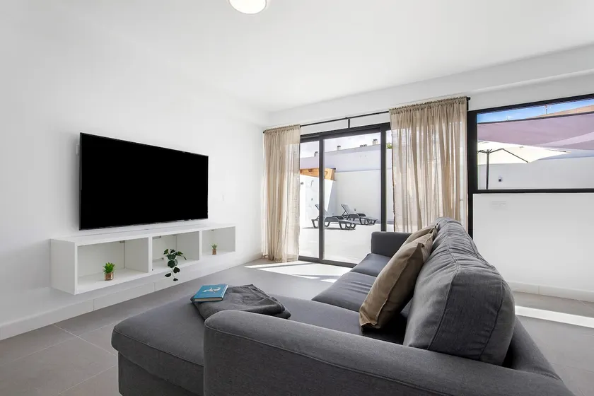 Las Cuestitas, Sol apartment - Image 1