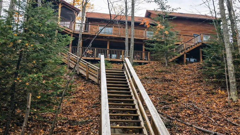 Miriam`s Retreat - Overlooking Lake Superior with - Image 1