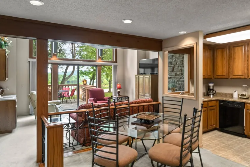 Cozy and Secluded in Holiday Island, AR - Image 1