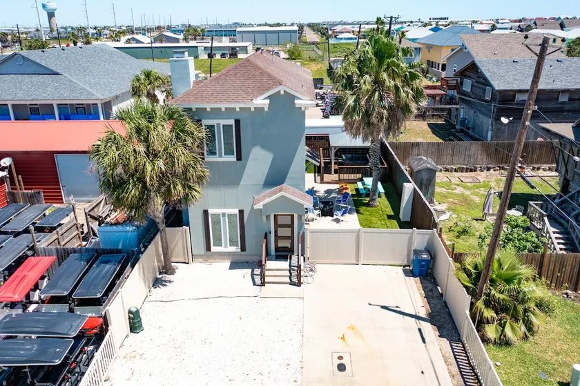 Retreat Port Aransas | A Retreat DFW Experience - Image 1