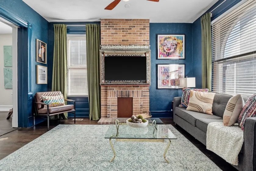 Historic Shaw Home • Sleeps 14 • Near Zoo & Arch - Image 1
