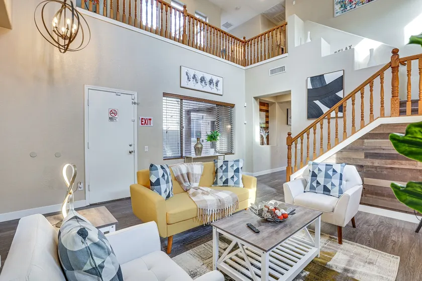 Family friendly Phoenix Home: 5 Mi to Westgate - Image 1