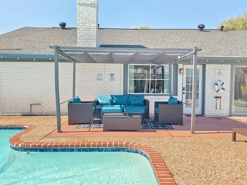 Sageview Cottage 4 BDR w/ Pool, Pet Friendly! - Image 1