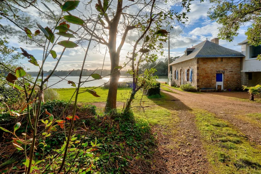 Adresse d'exception pour 4 sur l'île Queffen - Image 1