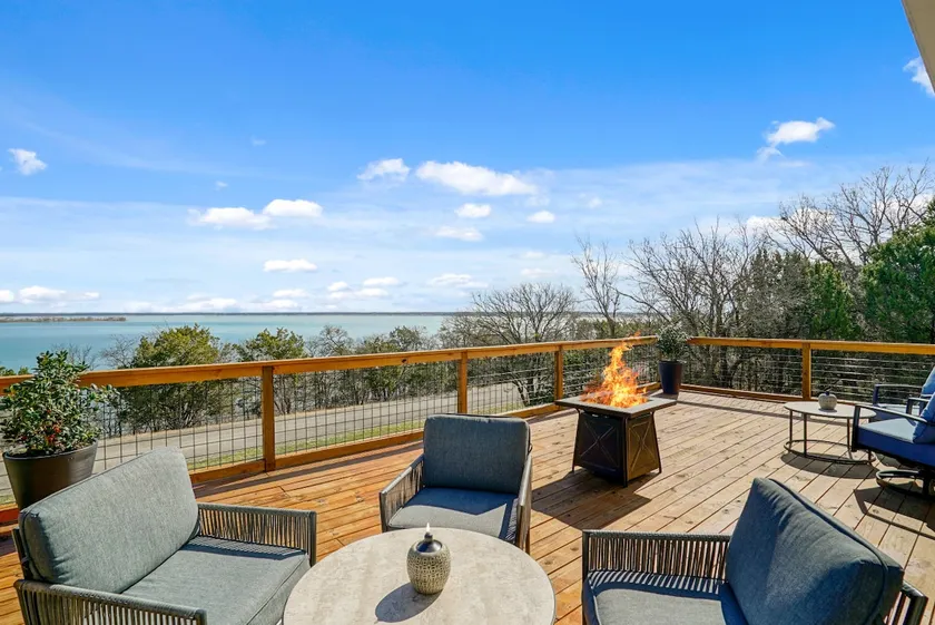 Walk to Lake Whitney Fire Pit BBQ Grill King Bed - Image 1
