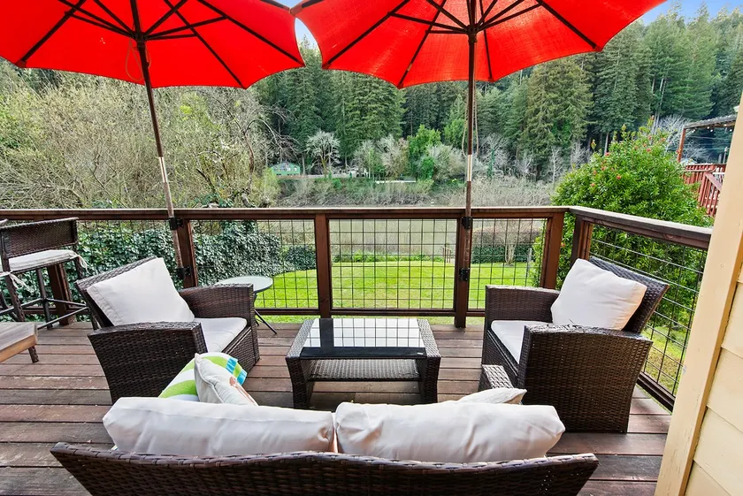 River Time ~ Riverfront for Families! - Image 1