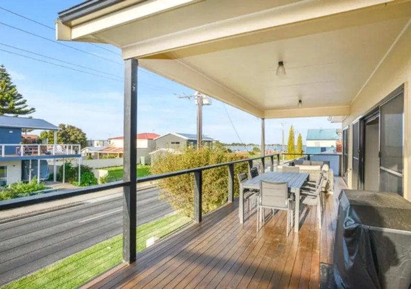 113 Barrage Rd Goolwa South - Image 1