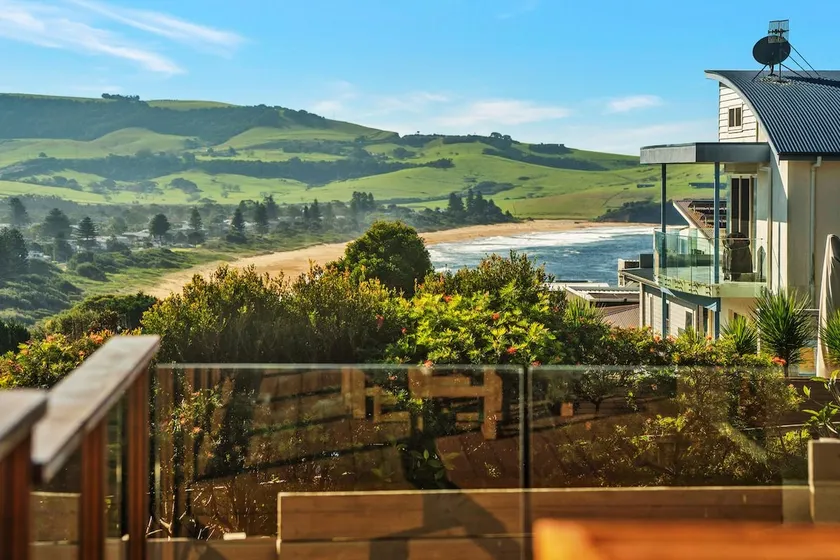 Jane's at Werri, Gerringong - Image 1