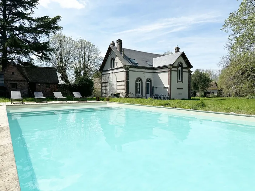 L'Orangerie du Château – Fireplace & Forest - Image 1