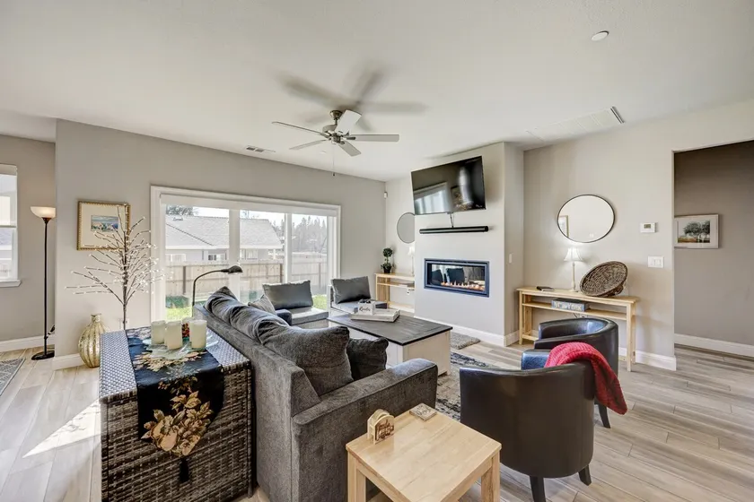 La Dolce Vita- brand new home! - Image 1