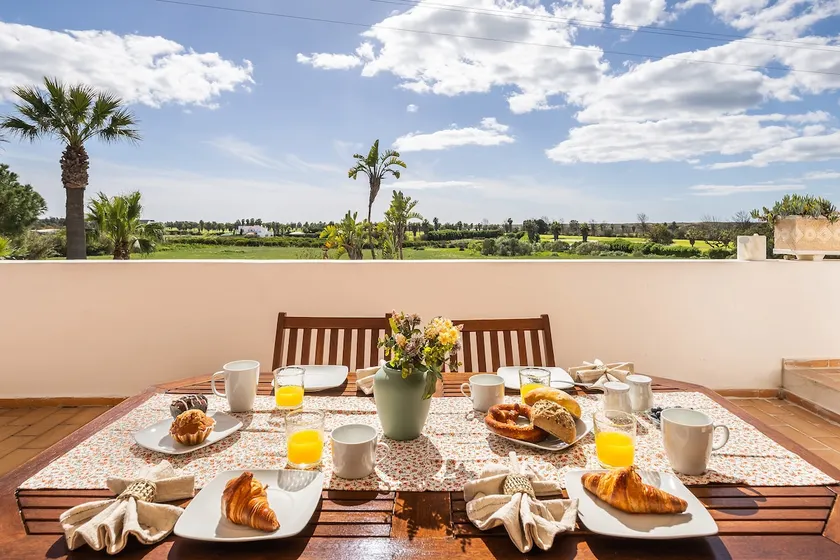 Flat Estrelicia Ocv - Pool & Private Parking - Image 1
