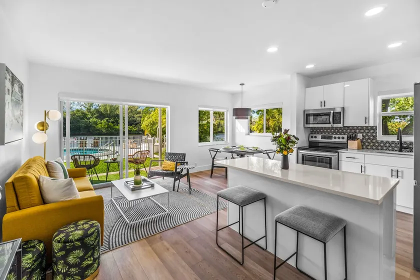 Riverview Palms Unit #1 - Image 1