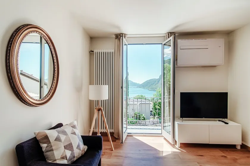 Apartment with lake view (Dream Lake 3) - Image 1