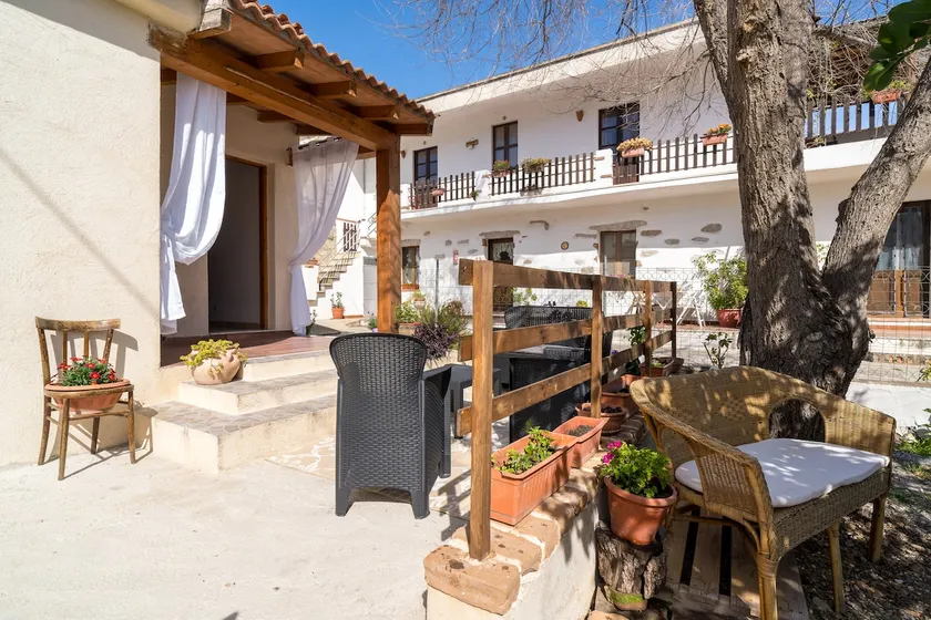 Appartement de vacances \"Casa Masala\" avec terrasse privée et jardin partagé - Image 1