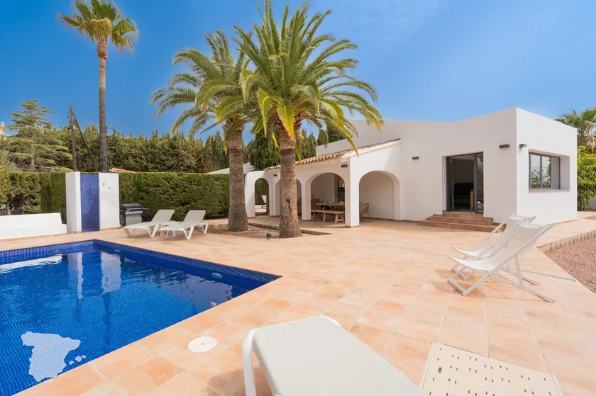 CostaBlancaDreams – Villa Palmeraie in Calpe - Image 1