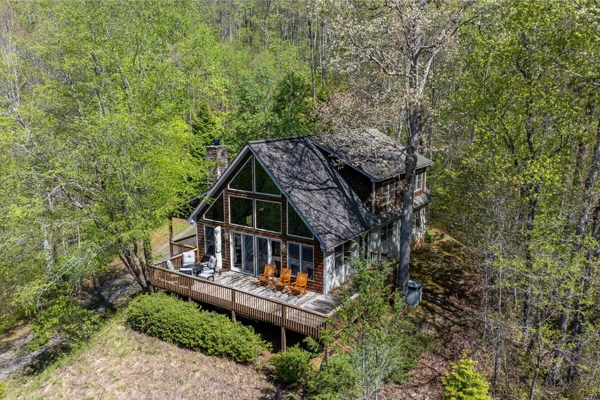 Casablanc - Stunning Mountain Cabin Near WCU - Image 1