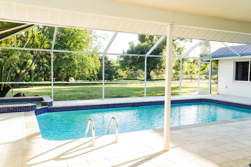 Family Vacation Home in Fort Myers - Image 1