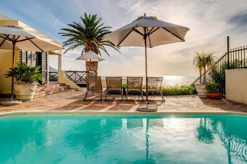 Colonial-style Apartment w Views Pool Area CBT Lodge - Image 1