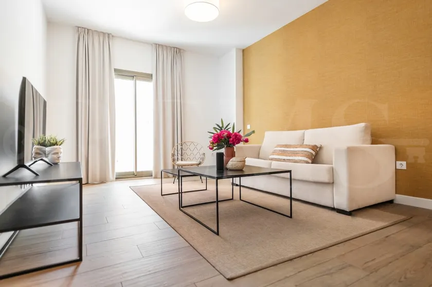 Picturesque apartment with terrace by REMS - Image 1