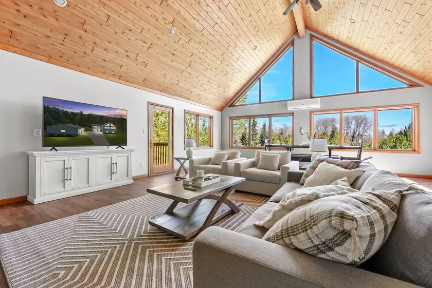 Secluded Family Cabin | Game Room | Sleep 10 - Image 1