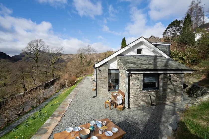 Serene Retreat in Chapel Stile by LetMeStay - Image 1