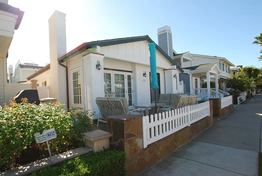 Charming 2bdr Studio in Exclusive Peninsula home - Image 1