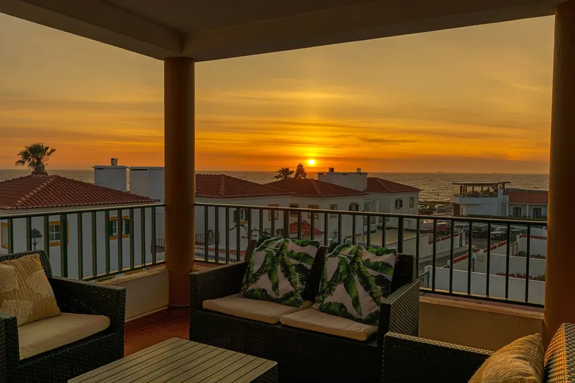 Villa con terrazza, giardino e griglia | Vista sulla spiaggia - Image 1