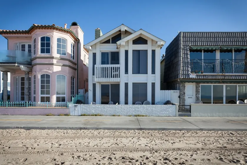 3112 W Oceanfront A - Image 1