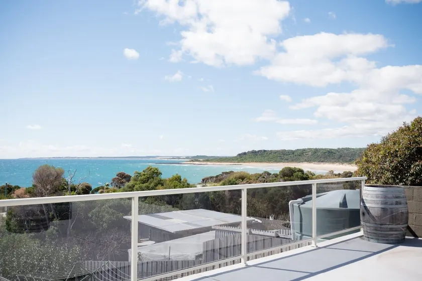 Idyllic Weymouth Retreat with Ocean Views - Image 1